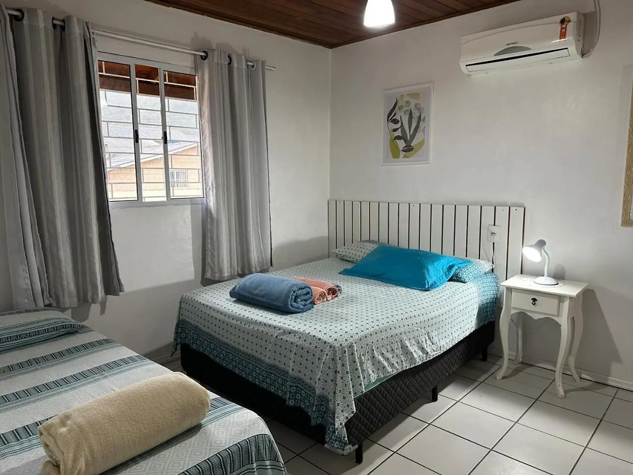 Amplo Apart. Com Sacada Com Ultra Wifi Florianópolis