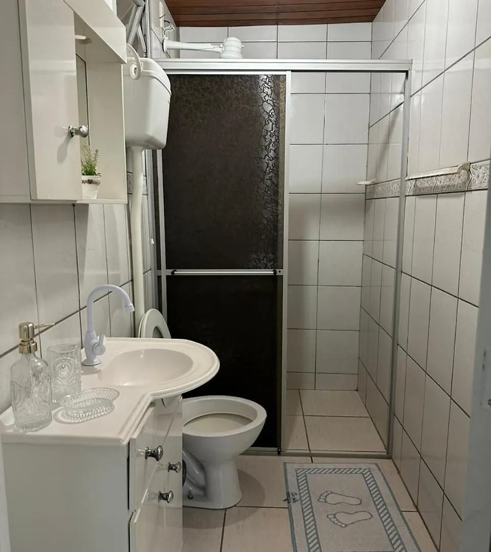 Amplo Apart. Com Sacada Com Ultra Wifi Florianópolis Daire