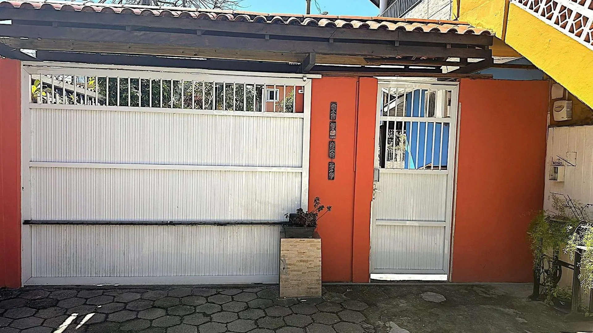 Amplo Apart. Com Sacada Com Ultra Wifi Florianópolis Brezilya