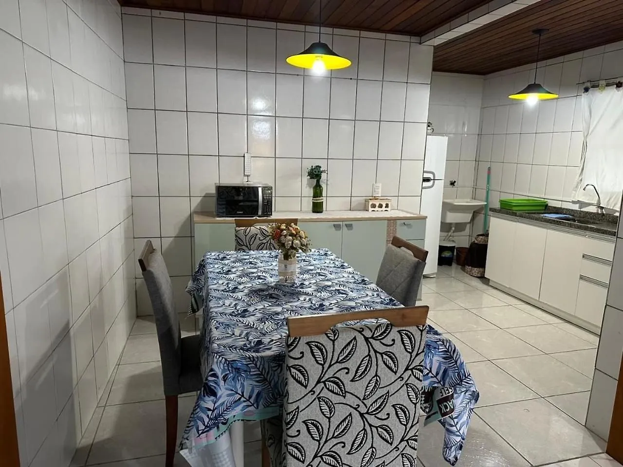 Lägenhet Amplo Apart. Com Sacada Com Ultra Wifi Florianópolis Brasilien