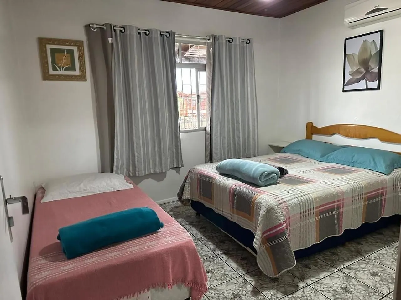 Amplo Apart. Com Sacada Com Ultra Wifi Florianópolis